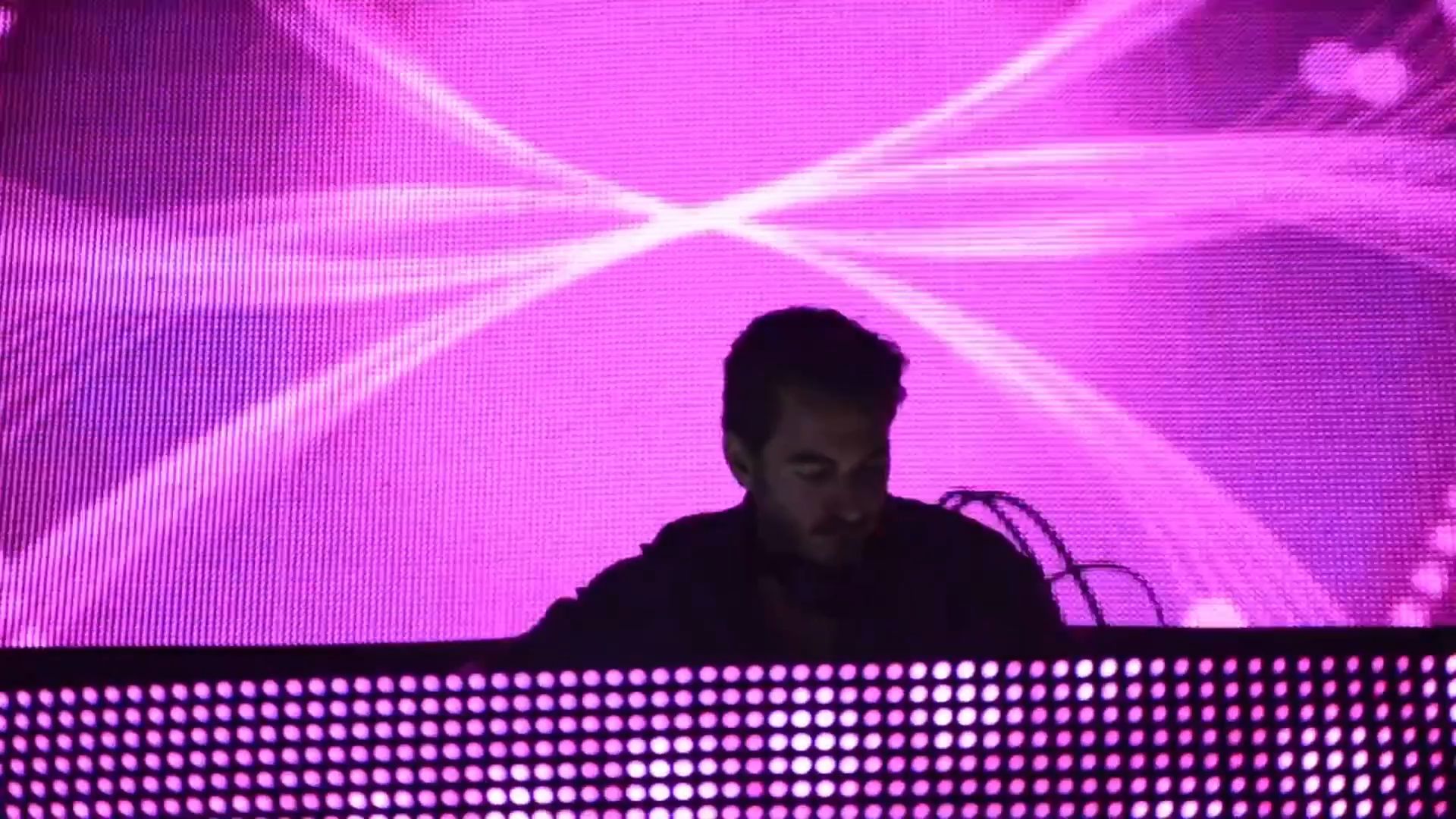 Live performance visual 9